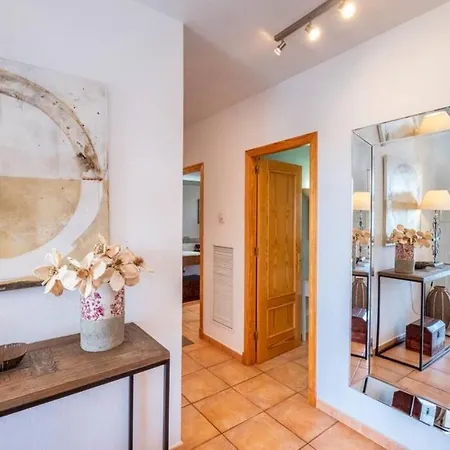 Bini Vent - Elegant Large Near The Beach, Amazing Sea Views Villa