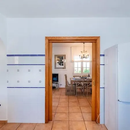 Villa Bini Vent - Elegant Large Near The Beach, Amazing Sea Views Binibeca
